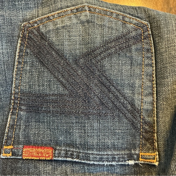 7 For All Mankind Dark Blue Bootcut Jeans Y2K, Vintage Inspired - Picture 5 of 8